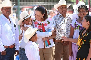 En Sonora , Presidenta CLaudia Sheinbaum firma Decreto por el cual suman 45 mil ha de tierra a favor de Pueblo Yaqui
