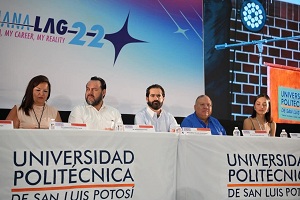 Luisito comunica inspira a estudiantes de la Universidad Politécnica