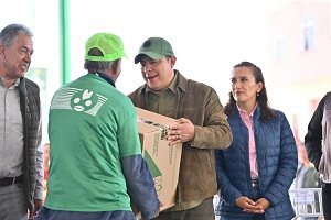 Ricardo Gallardo impulsa alcance de apoyos sociales para las familias potosinas