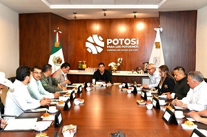 Ricardo Gallardo y Alcaldes fortalecen Paz en la Huasteca