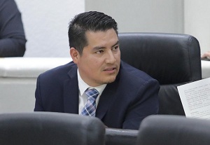  El diputado Luis Felipe Castro Barrón propone Punto de Acuerdo para exhortar al titular  de la Secretaría de Educación del Gobierno del Estado (SEGE)