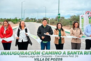 Ricardo Gallardo entrega Vía Alterna de Villa de Pozos  