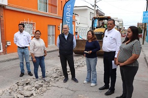 Galindo inicia rehabilitación de drenaje en San Juan de Guadalupe