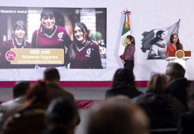 Presidenta Claudia Sheinbaum informa que meta sexenal de Bachillerato  Nacional se duplicará a 400 mil lugares nuevos lugares.