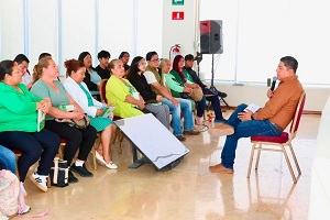 El Gobernador Ricardo Gallardo amplía los apoyos sociales en Villa de la Paz y Villa de Arista
