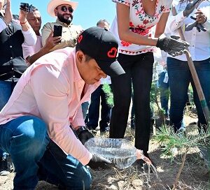 Ricardo Gallardo garantiza protección de la Sierra de San Miguelito