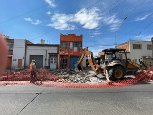 Programa de rehabilitación de drenajes alcanza barrios tradicionales