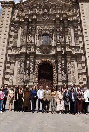 Enrique Galindo anuncia rehabilitación de la torre del Templo del Carmen
