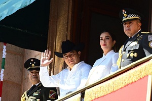 El Gobernador Ricardo Gallardo encabeza Desfile Militar y enaltece el orgullo por ser Mexicanos