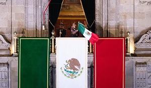 Viva México libre, independiente y soberano!: presidenta encabeza ceremonia por el 216 Aniversario del Grito de Independencia