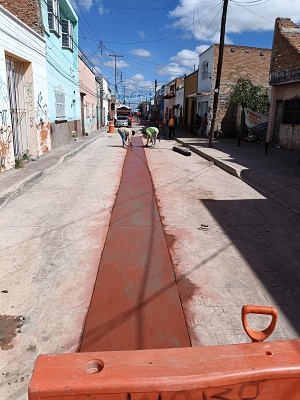 Interapas resuelve problema de drenaje en Moctezuma del barrio de Tlaxcala