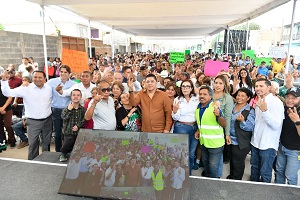 El Gobernador Ricardo Gallardo entrega nueva vialidad y da continuidad  a obras en Soledad