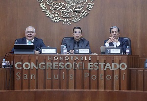 Jesús Juárez Hernández compareció ante las y los diputados del  Congreso del Estado