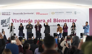 Con entregas de becas, créditos y vivienda, la Presidenta Claudia Sheinbaum concluye productiva gira por Colima y Michoacán