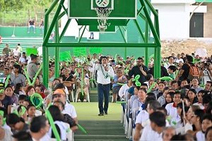El Gobernador Ricardo Gallardo entrega moderna Unidad Deportiva a familias de Axtla  De Terrazas