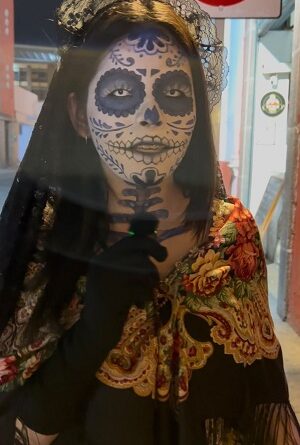 Partcipantes destacan unidad , alegría y tradición en el desfile “Xantolo Se Vive En Tu Ciudad  2026 “