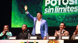 El gobernador del Estado Ricardo Gallardo lleva identidad y grandeza del Xantolo a todo San luis Potosi  